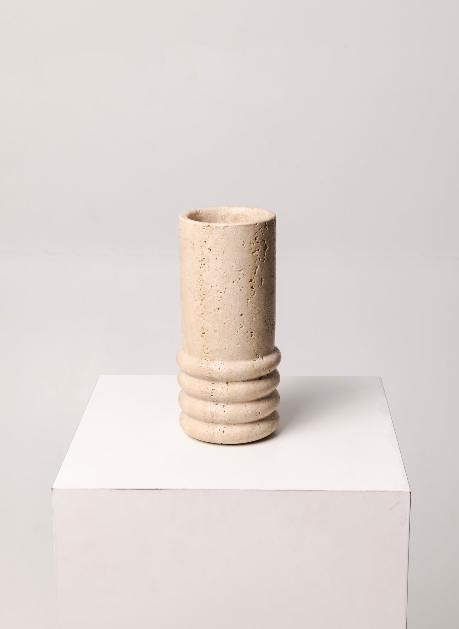 Travertine Vase Molí 12x25cm