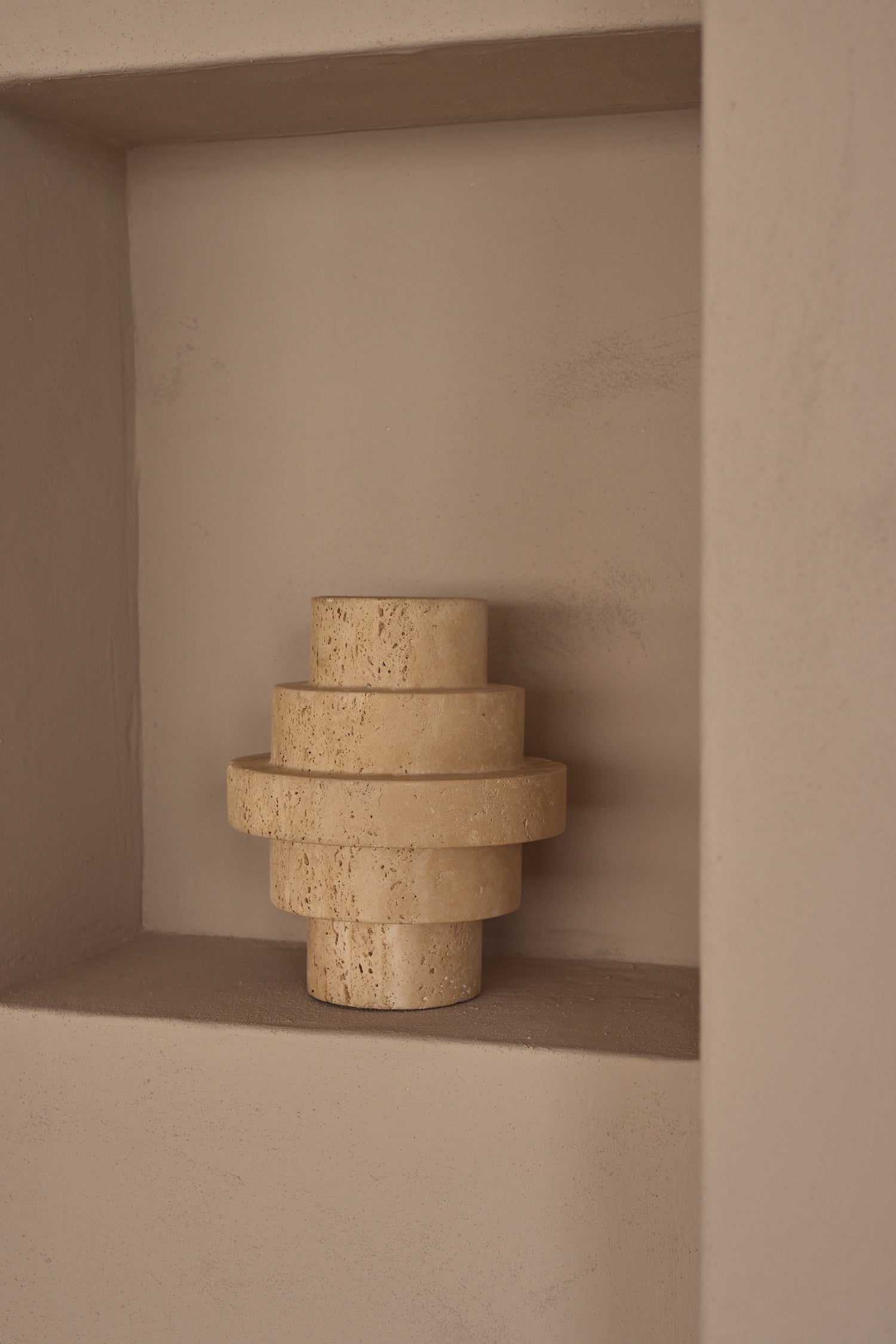 Travertine Agano Vase M